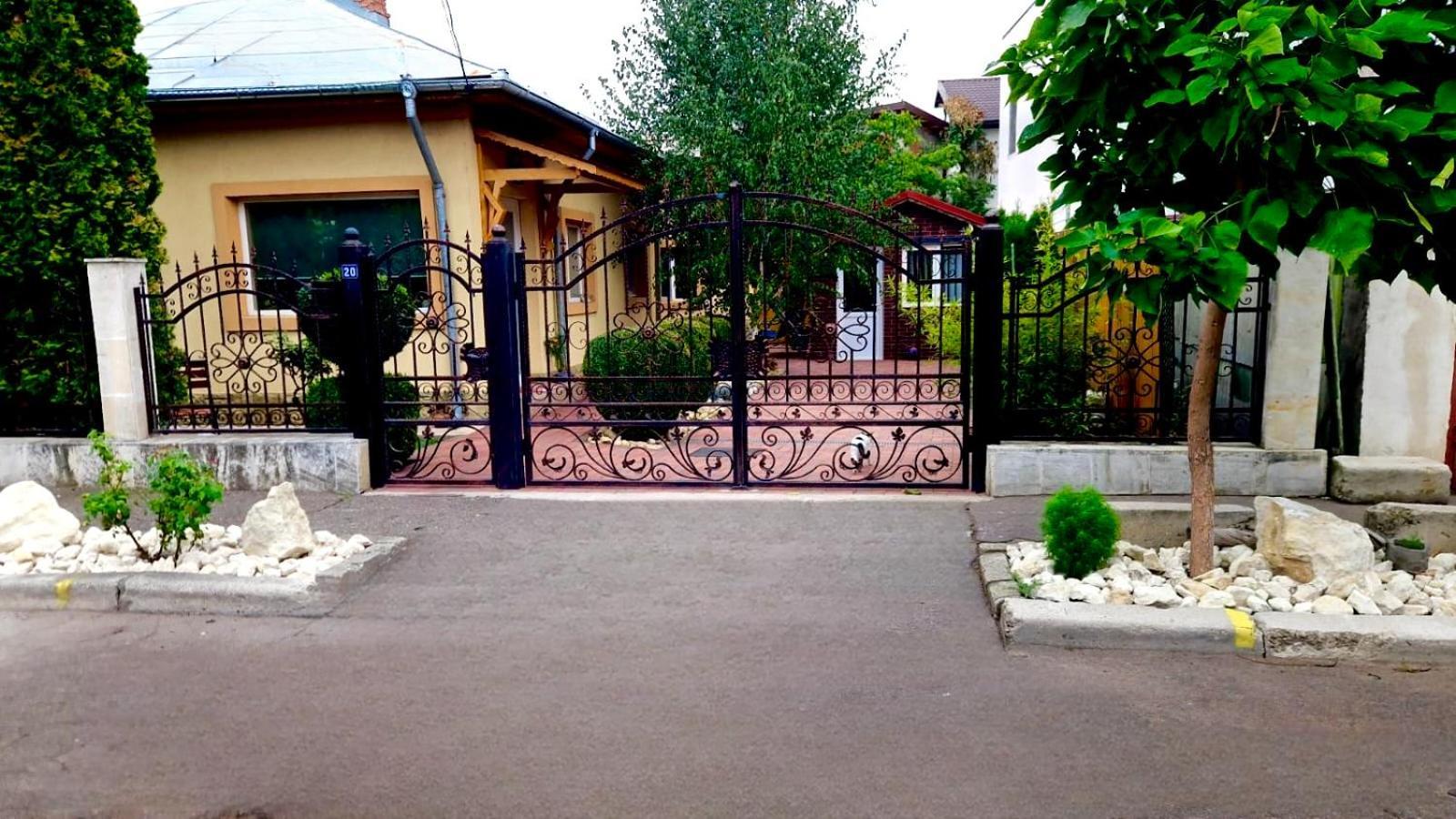 Casa Teo Hotel Buzau Exterior photo